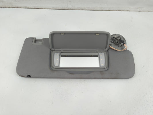 2018-2019 Chevrolet Equinox Sun Visor Shade Replacement Passenger Right Mirror Fits Fits 2018 2019 OEM Used Auto Parts
