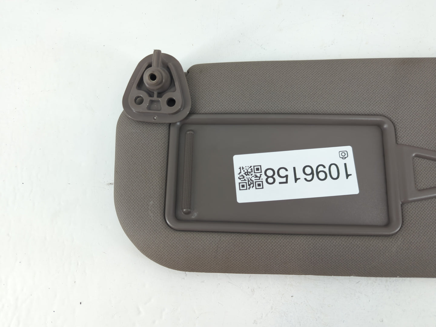 2010-2015 Hyundai Tucson Sun Visor Shade Replacement Driver Left Mirror Fits Fits 2010 2011 2012 2013 2014 2015 OEM Used Auto Parts - Oemusedautoparts1.com