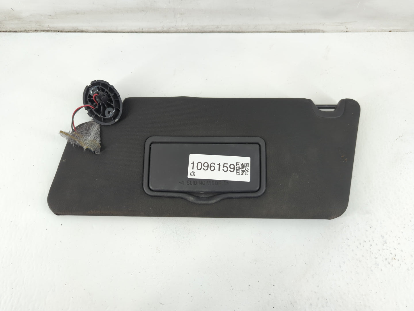 2011-2015 Ford Explorer Sun Visor Shade Replacement Driver Left Mirror Fits Fits 2011 2012 2013 2014 2015 OEM Used Auto Parts - Oemusedautoparts1.com