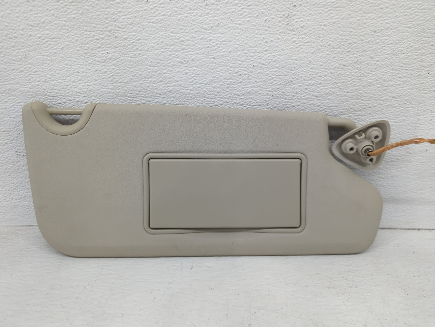 2011-2020 Dodge Journey Sun Visor Shade Replacement Passenger Right Mirror Fits OEM Used Auto Parts - Oemusedautoparts1.com