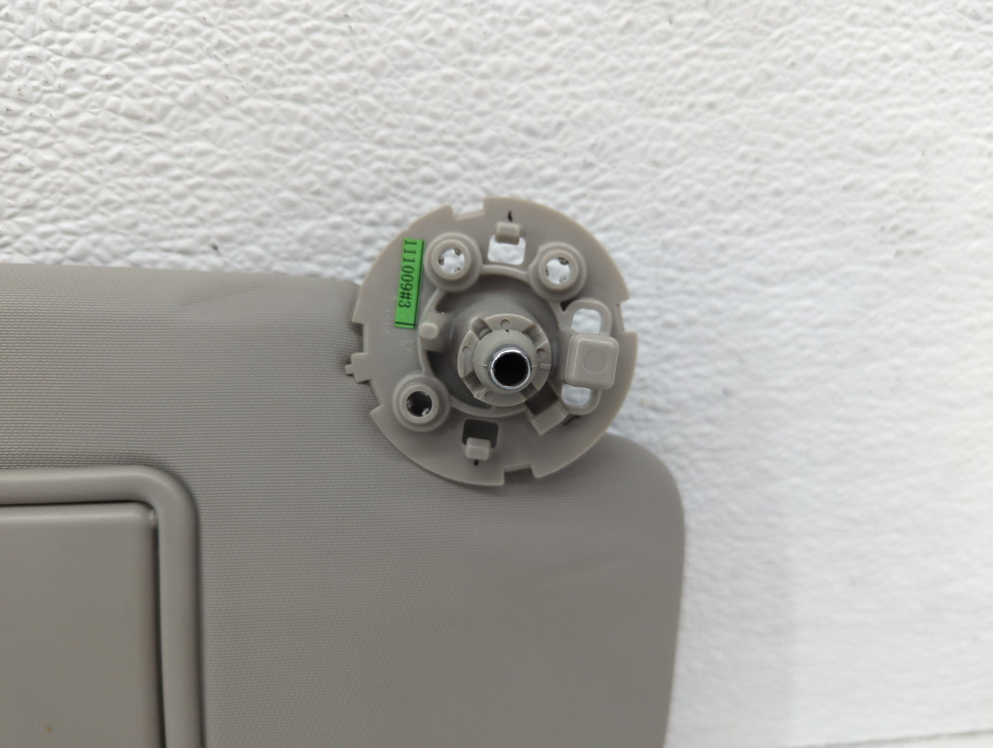 2011-2016 Chevrolet Cruze Sun Visor Shade Replacement Passenger Right Mirror Fits Fits 2011 2012 2013 2014 2015 2016 OEM Used Auto Parts