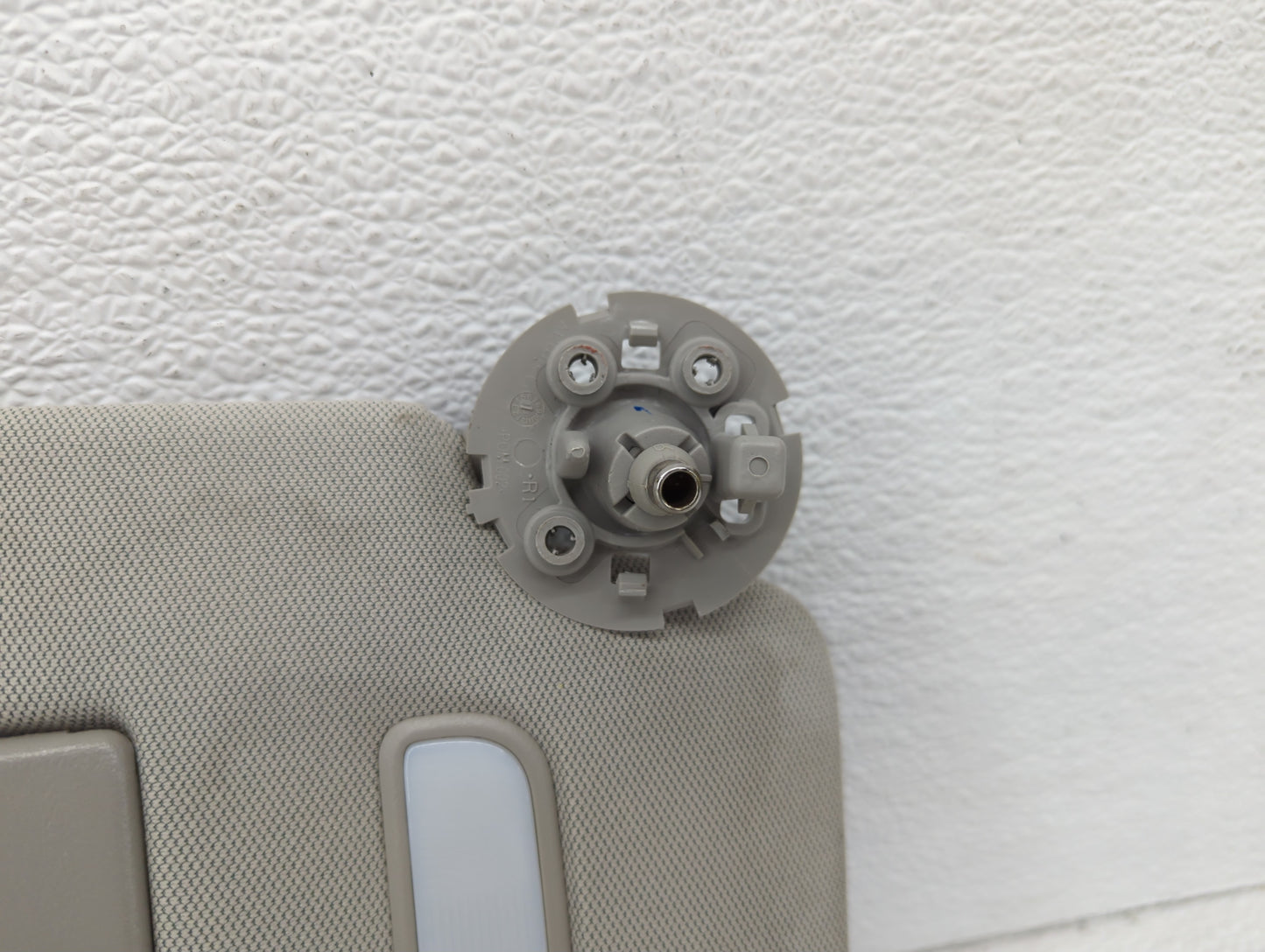 2010-2017 Chevrolet Equinox Sun Visor Shade Replacement Passenger Right Mirror Fits Fits 2010 2011 2012 2013 2014 2015 2016 2017 OEM Used Auto Parts