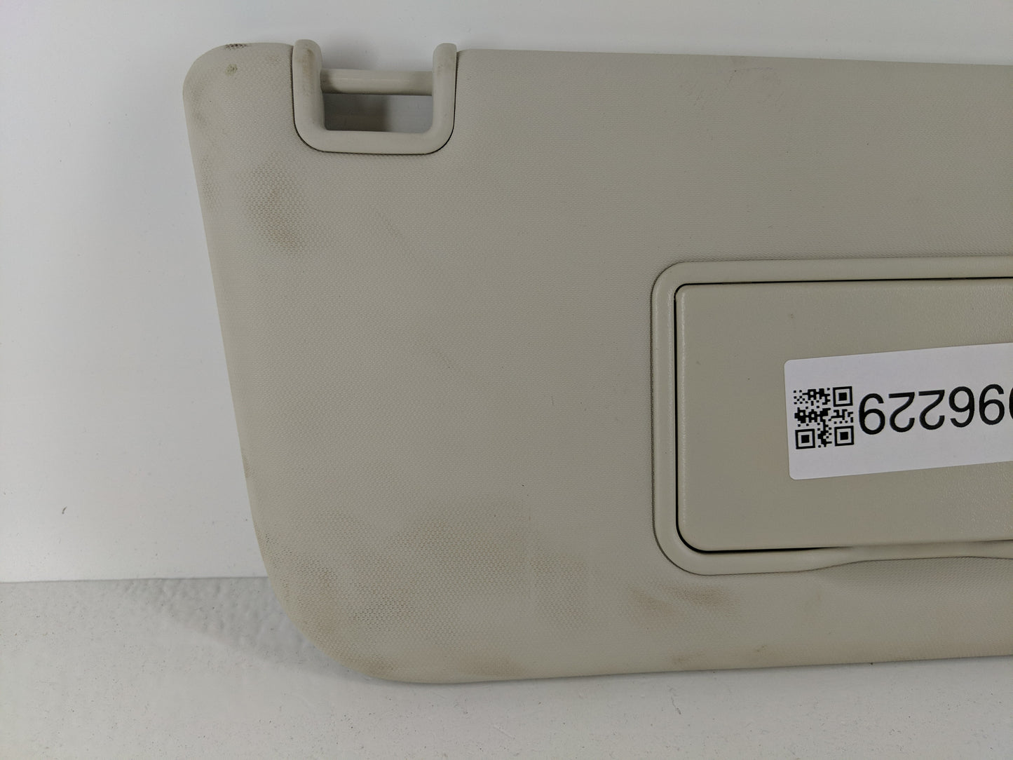 2013-2019 Ford Escape Sun Visor Shade Replacement Passenger Right Mirror Fits Fits 2013 2014 2015 2016 2017 2018 2019 OEM Used Auto Parts