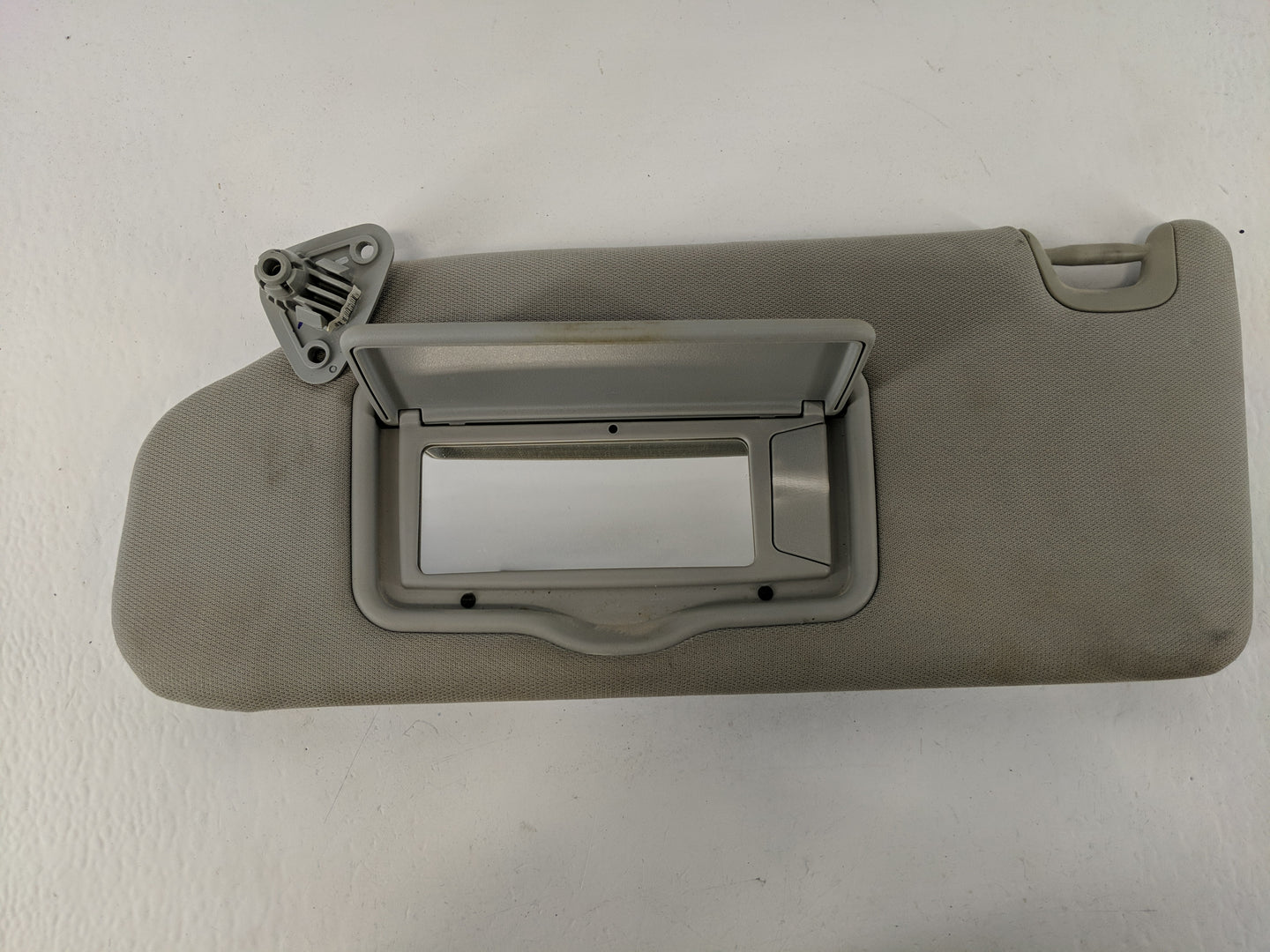 2013-2015 Mitsubishi Outlander Sport Sun Visor Shade Replacement Driver Left Mirror Fits Fits 2013 2014 2015 OEM Used Auto Parts - Oemusedautoparts1.com