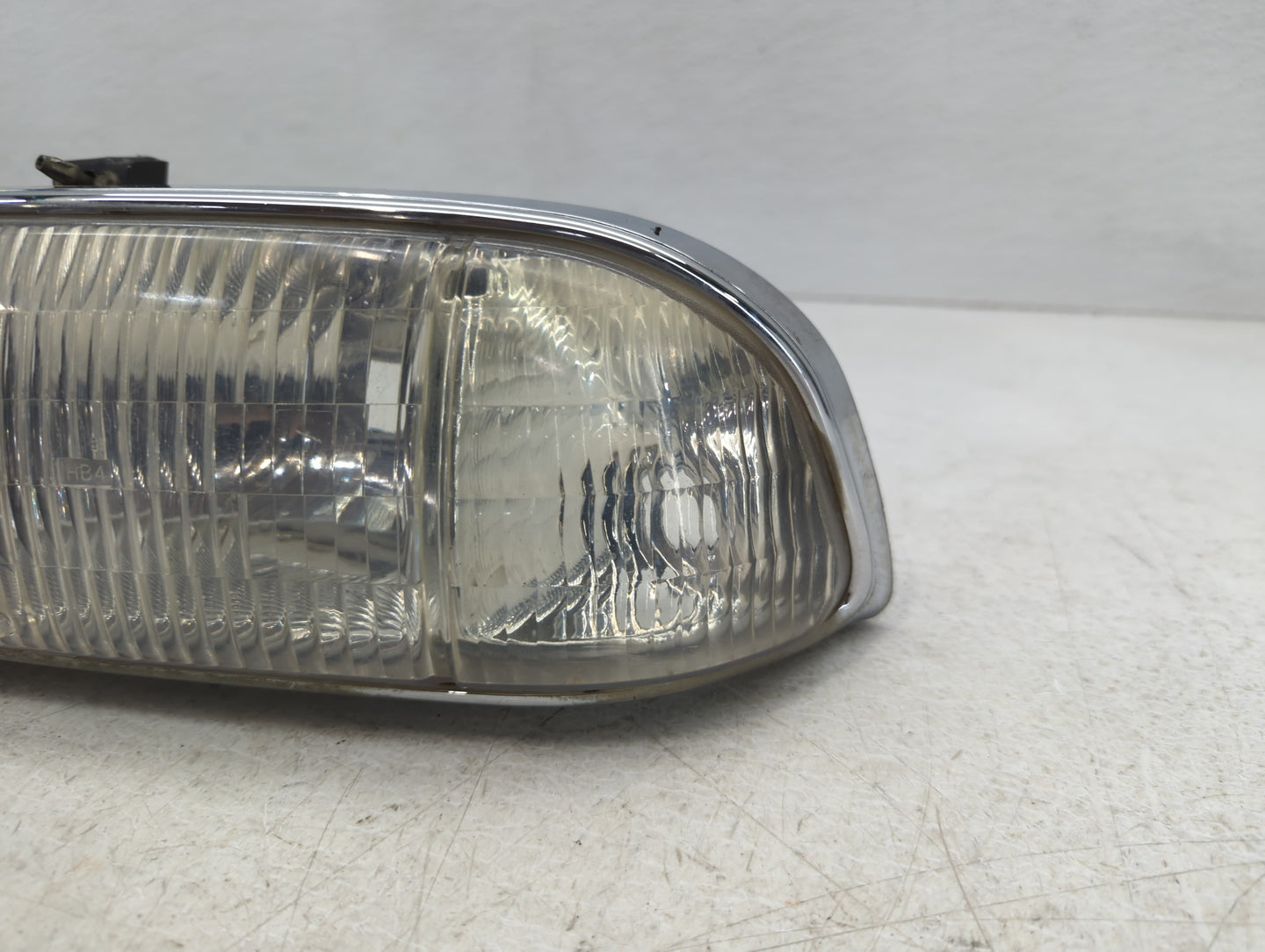 Chevrolet S10 Blazer Driver Left Oem Head Light Headlight Lamp - Oemusedautoparts1.com