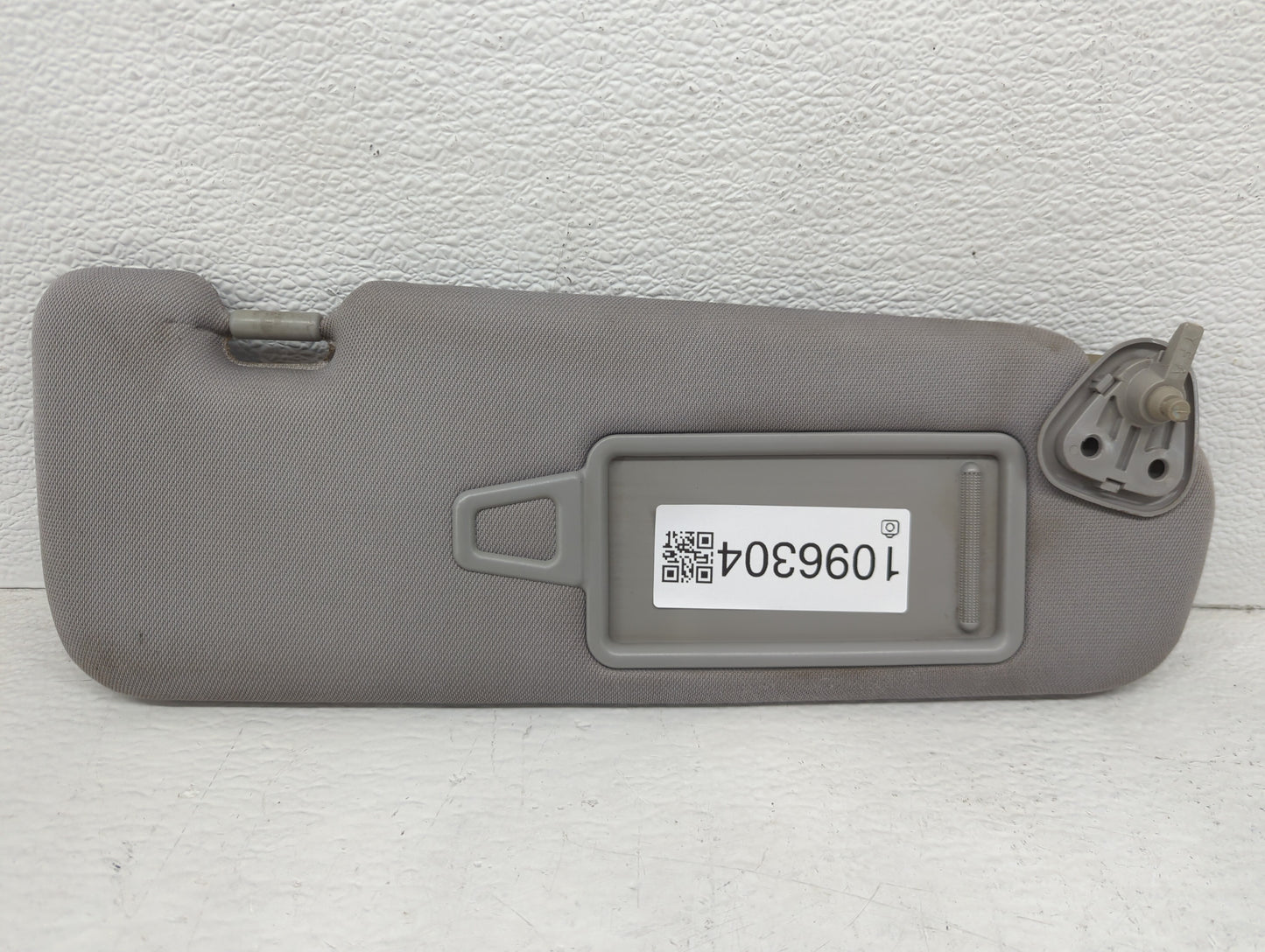 2011-2015 Hyundai Sonata Sun Visor Shade Replacement Passenger Right Mirror Fits Fits 2011 2012 2013 2014 2015 OEM Used Auto Parts - Oemusedautoparts1.com