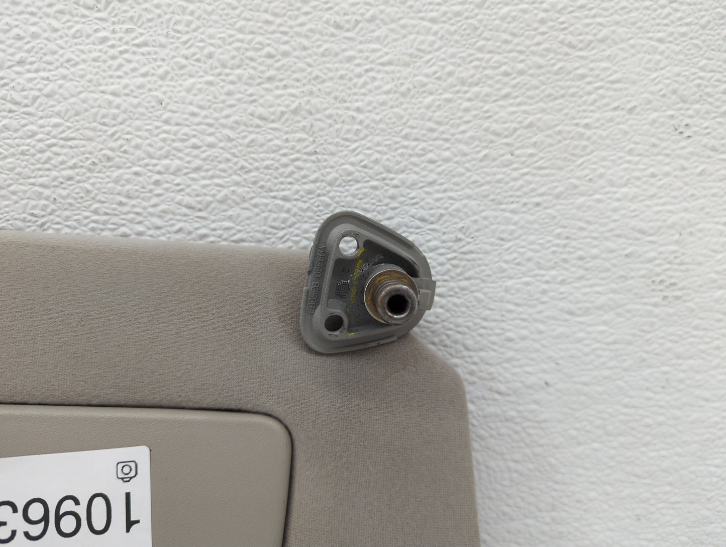 2002-2006 Toyota Camry Sun Visor Shade Replacement Passenger Right Mirror Fits Fits 2002 2003 2004 2005 2006 OEM Used Auto Parts