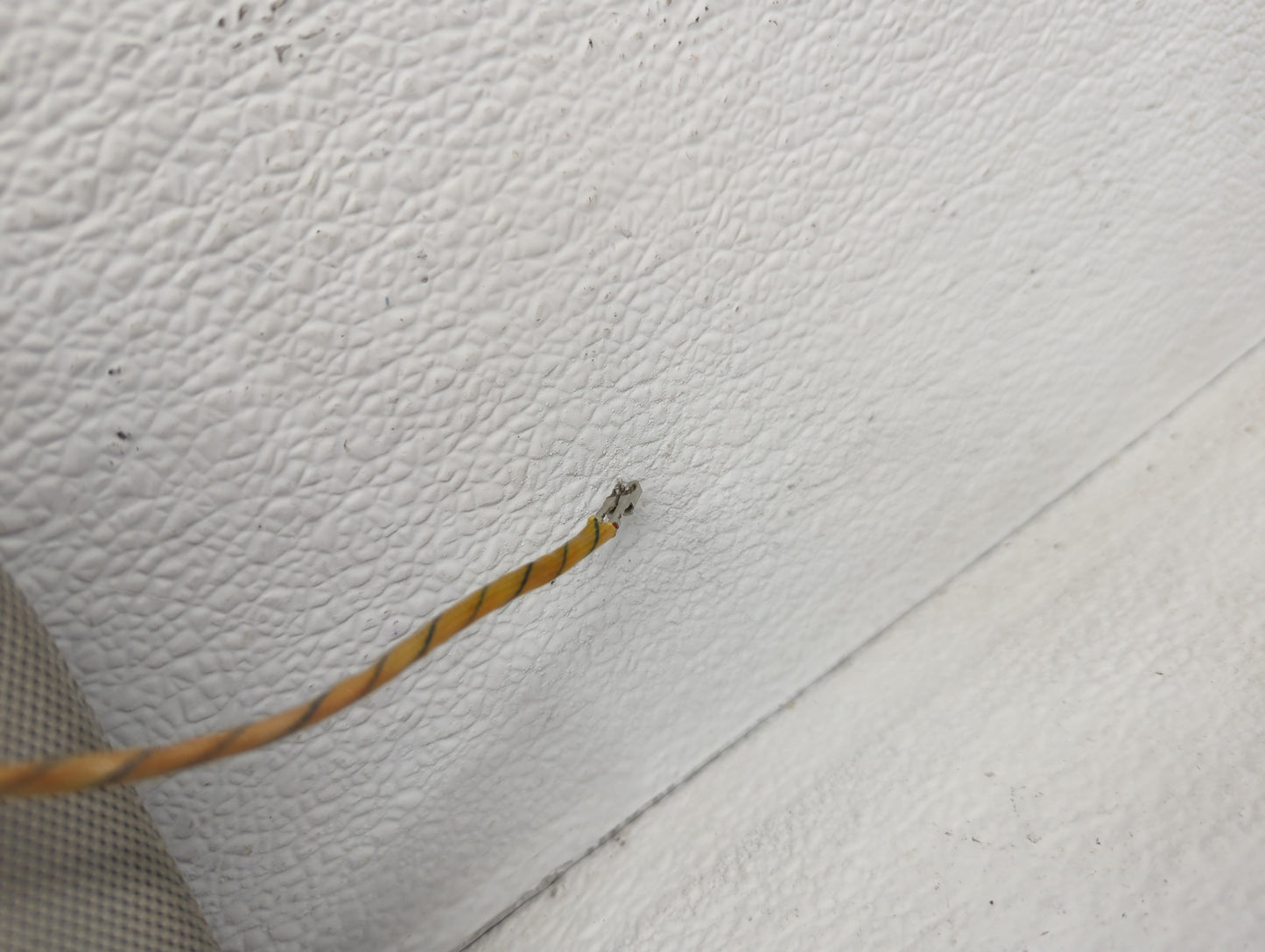 2010-2017 Chevrolet Equinox Sun Visor Shade Replacement Passenger Right Mirror Fits Fits 2010 2011 2012 2013 2014 2015 2016 2017 OEM Used Auto Parts