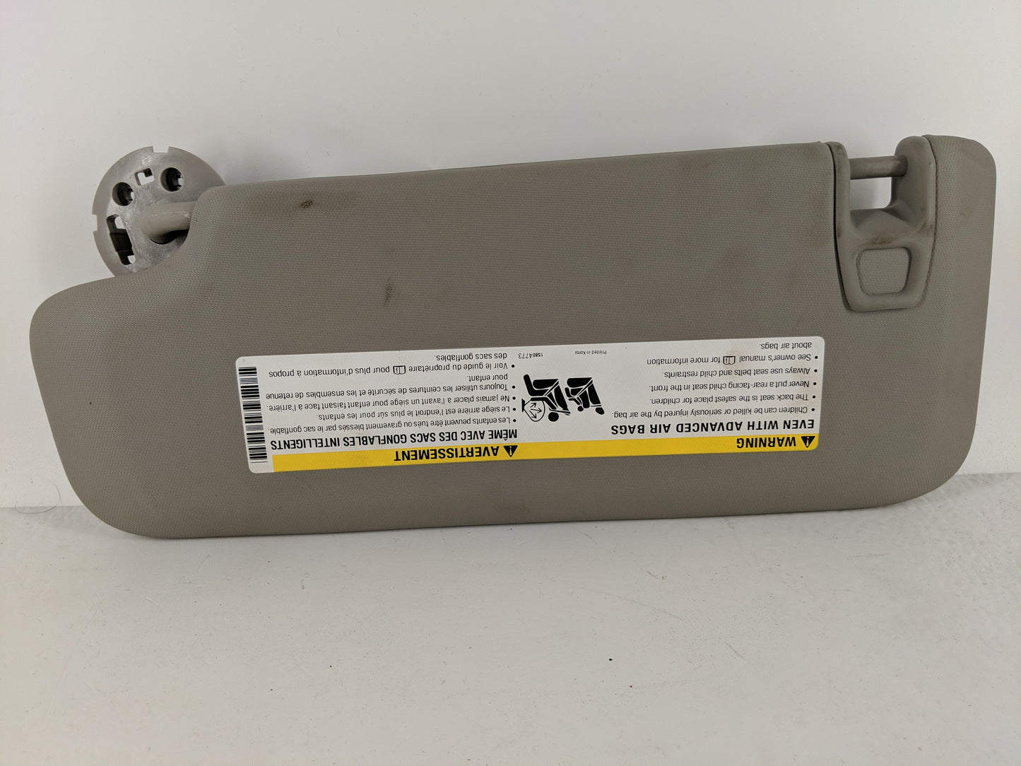 2011-2016 Chevrolet Cruze Sun Visor Shade Replacement Passenger Right Mirror Fits Fits 2011 2012 2013 2014 2015 2016 OEM Used Auto Parts