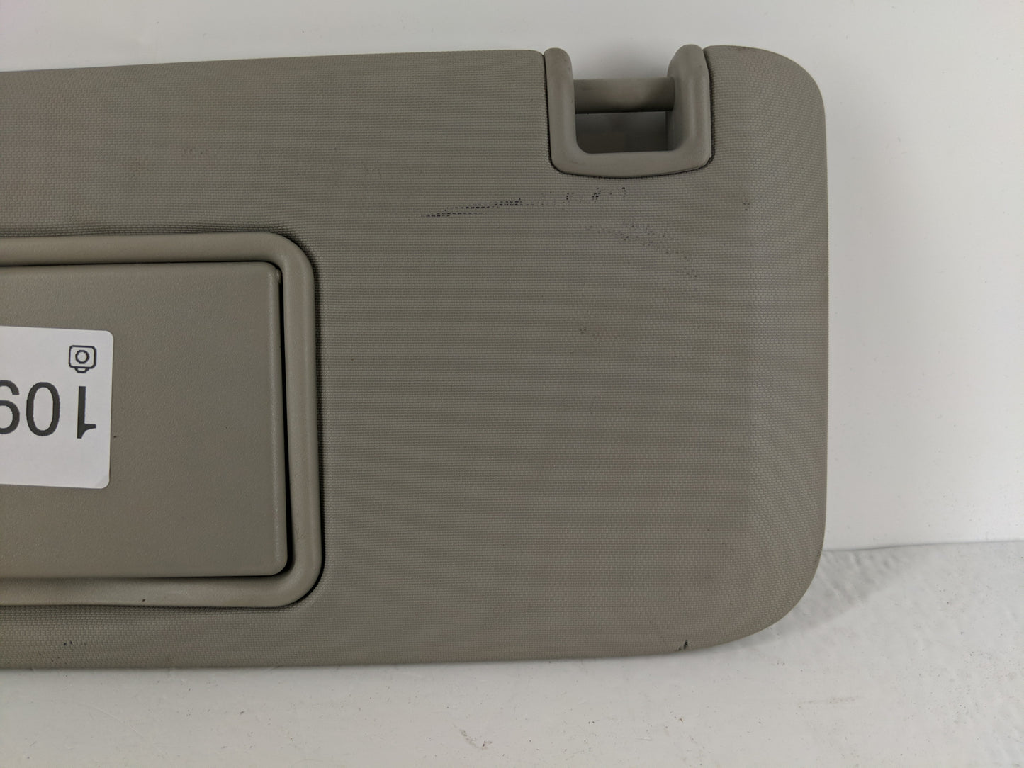 2011-2016 Chevrolet Cruze Sun Visor Shade Replacement Driver Left Mirror Fits Fits 2011 2012 2013 2014 2015 2016 OEM Used Auto Parts