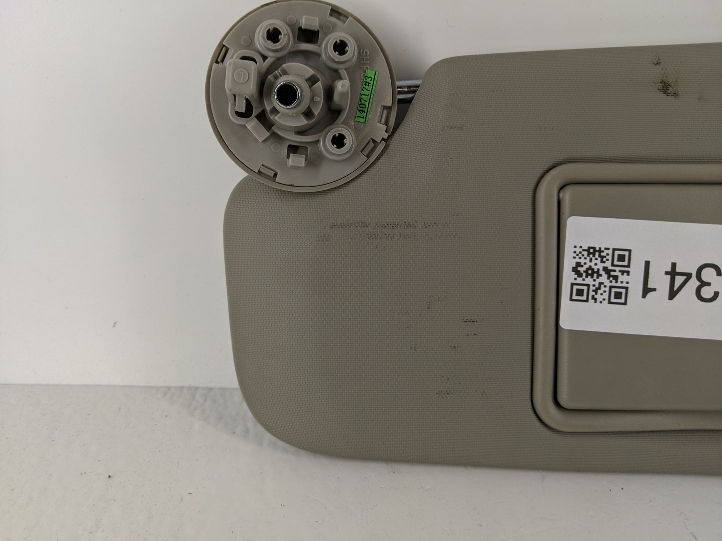 2011-2016 Chevrolet Cruze Sun Visor Shade Replacement Driver Left Mirror Fits Fits 2011 2012 2013 2014 2015 2016 OEM Used Auto Parts