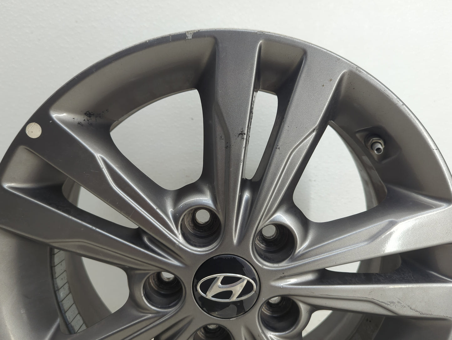 2011-2016 Hyundai Elantra Oem Wheel Rim
