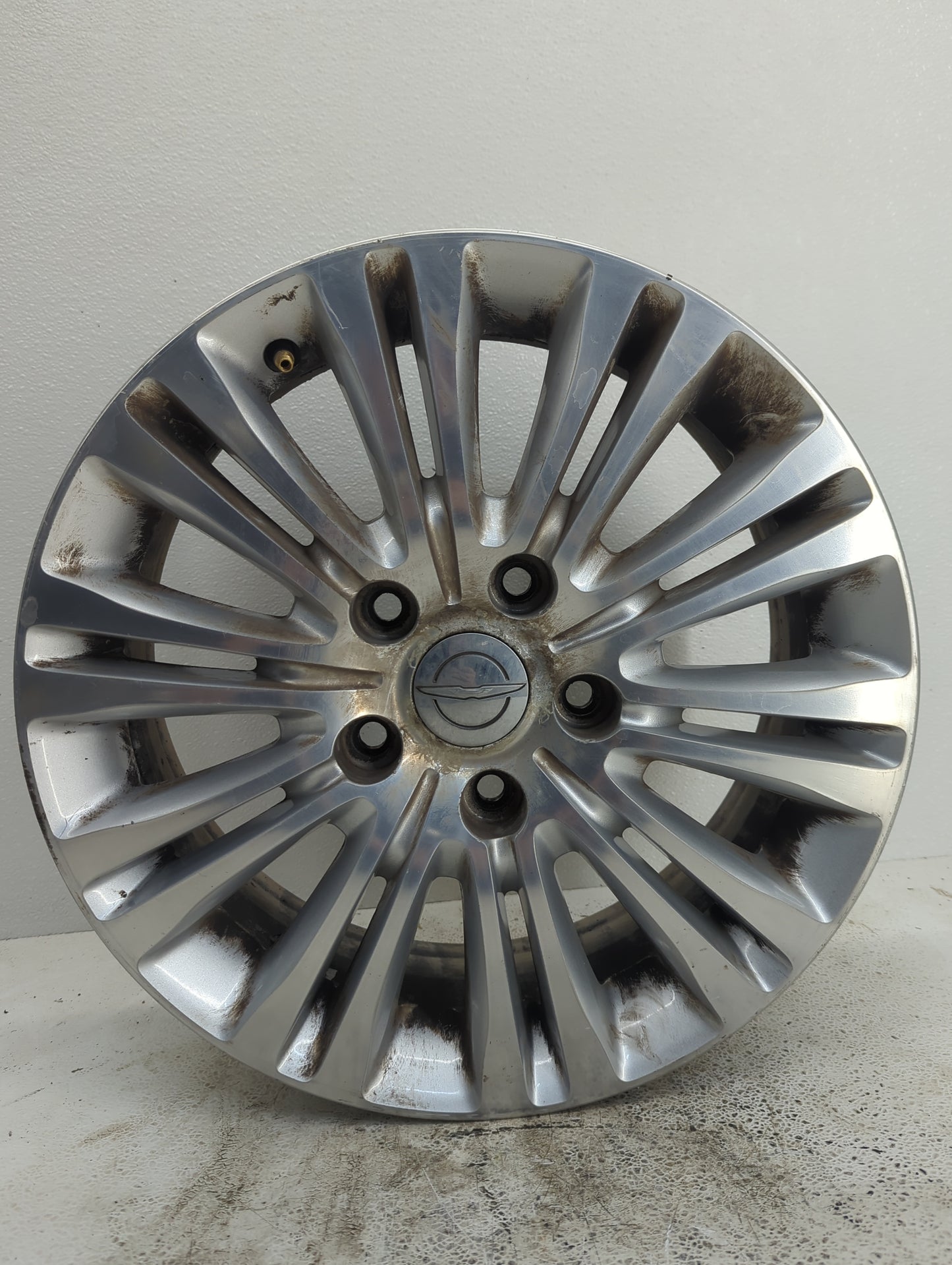 2011-2016 Chrysler Town & Country Oem Wheel Rim