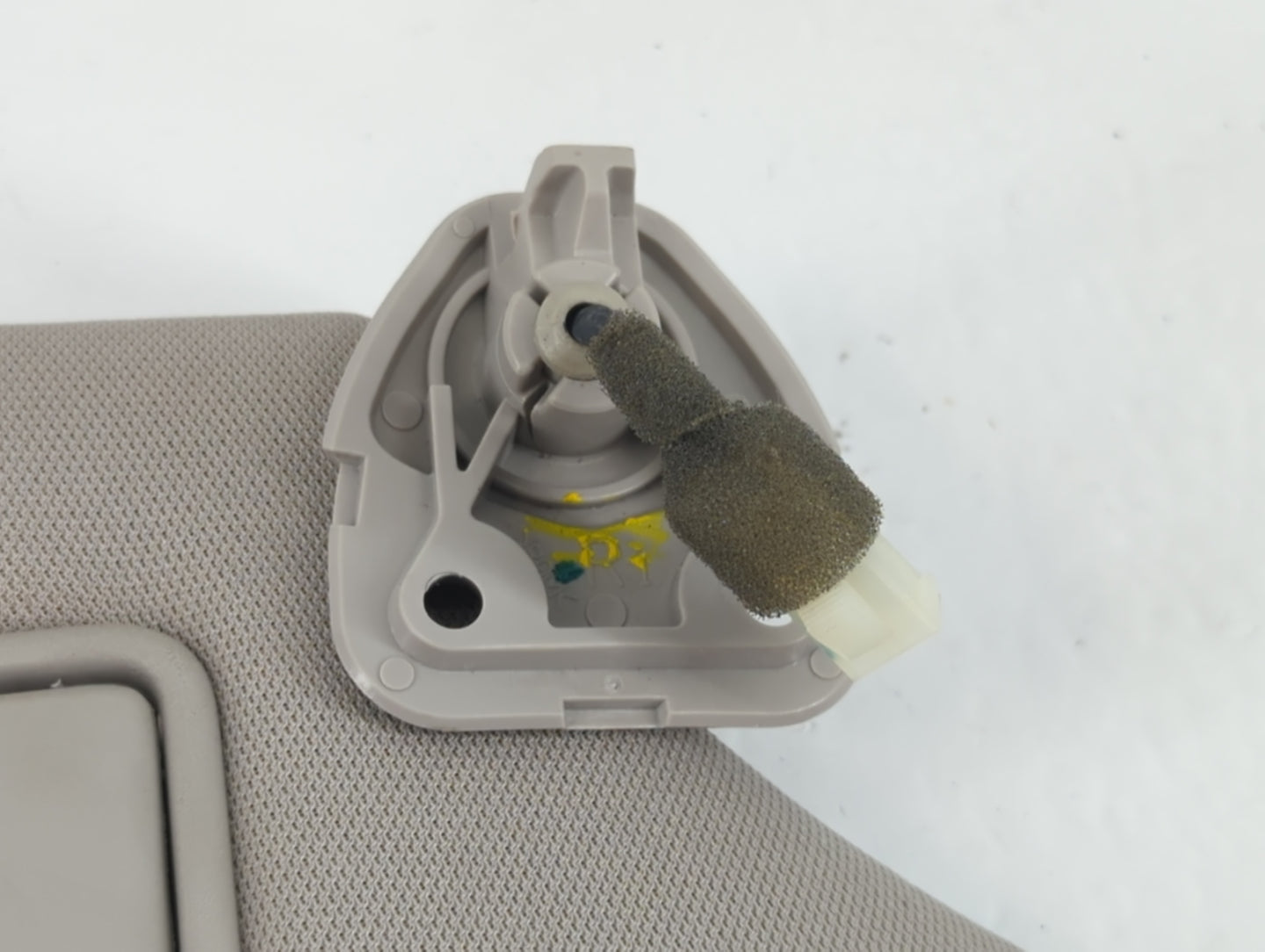 2013-2018 Nissan Altima Sun Visor Shade Replacement Passenger Right Mirror Fits Fits 2013 2014 2015 2016 2017 2018 OEM Used Auto Parts - Oemusedautoparts1.com