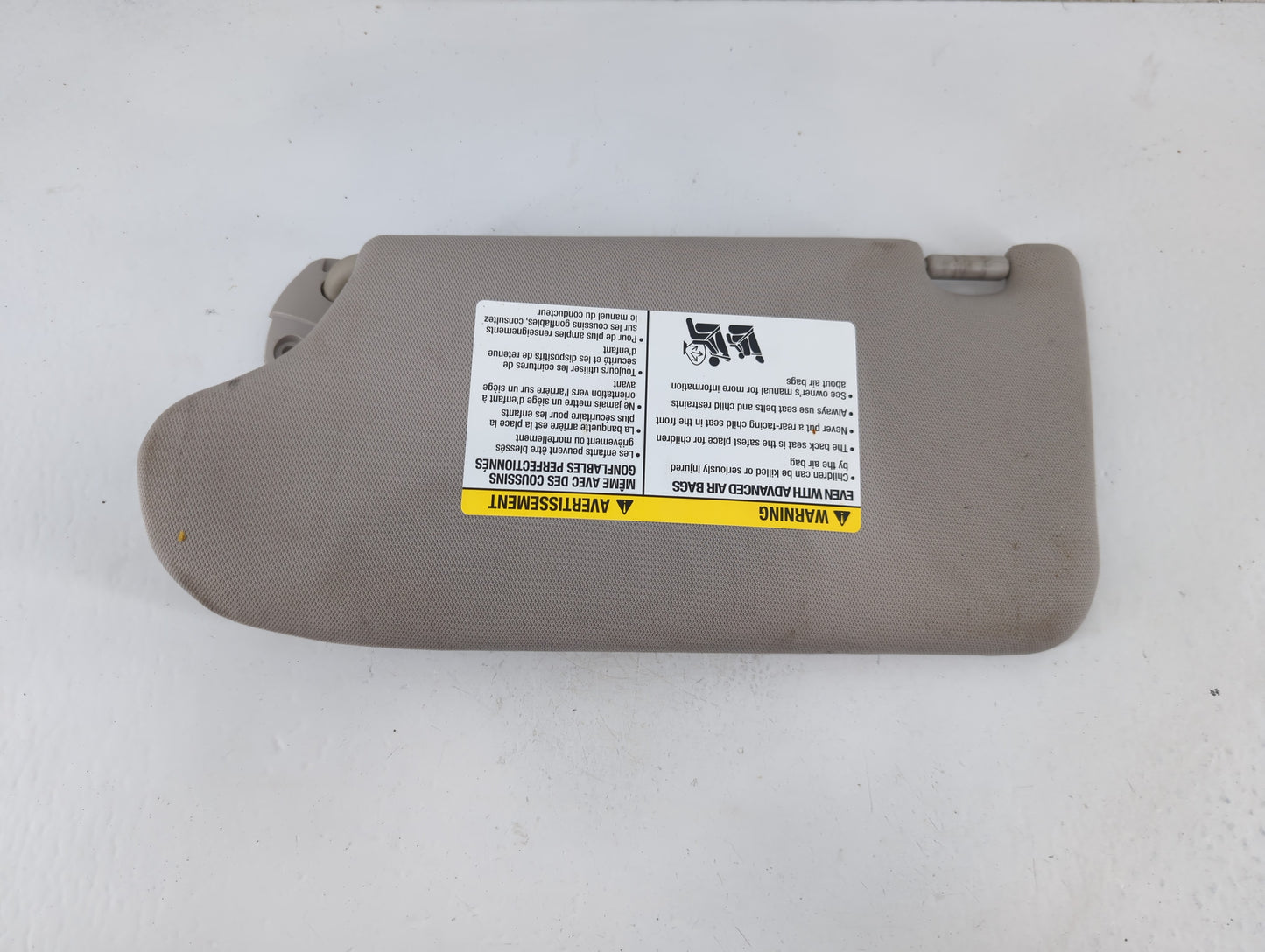 2013-2018 Nissan Altima Sun Visor Shade Replacement Passenger Right Mirror Fits Fits 2013 2014 2015 2016 2017 2018 OEM Used Auto Parts - Oemusedautoparts1.com