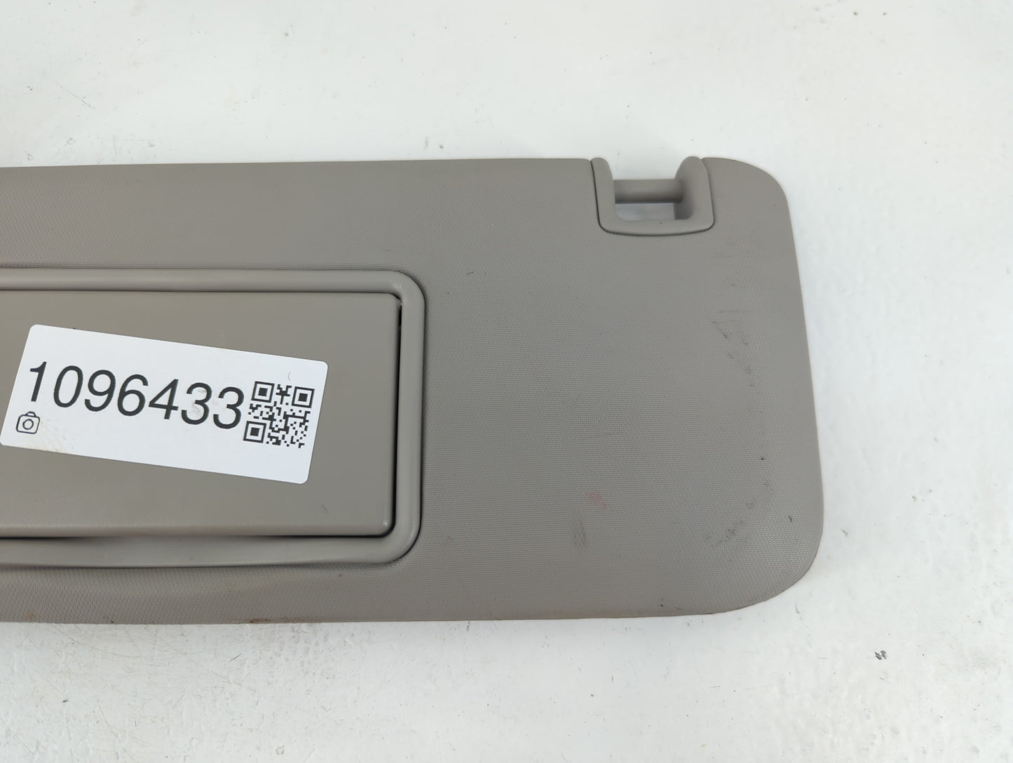 2011-2016 Chevrolet Cruze Sun Visor Shade Replacement Driver Left Mirror Fits Fits 2011 2012 2013 2014 2015 2016 OEM Used Auto Parts