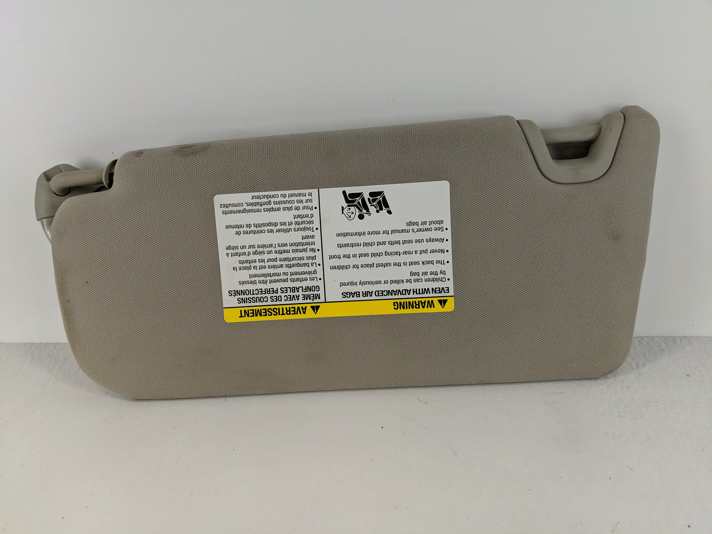 2019-2020 Nissan Altima Sun Visor Shade Replacement Passenger Right Mirror Fits Fits 2019 2020 OEM Used Auto Parts - Oemusedautoparts1.com