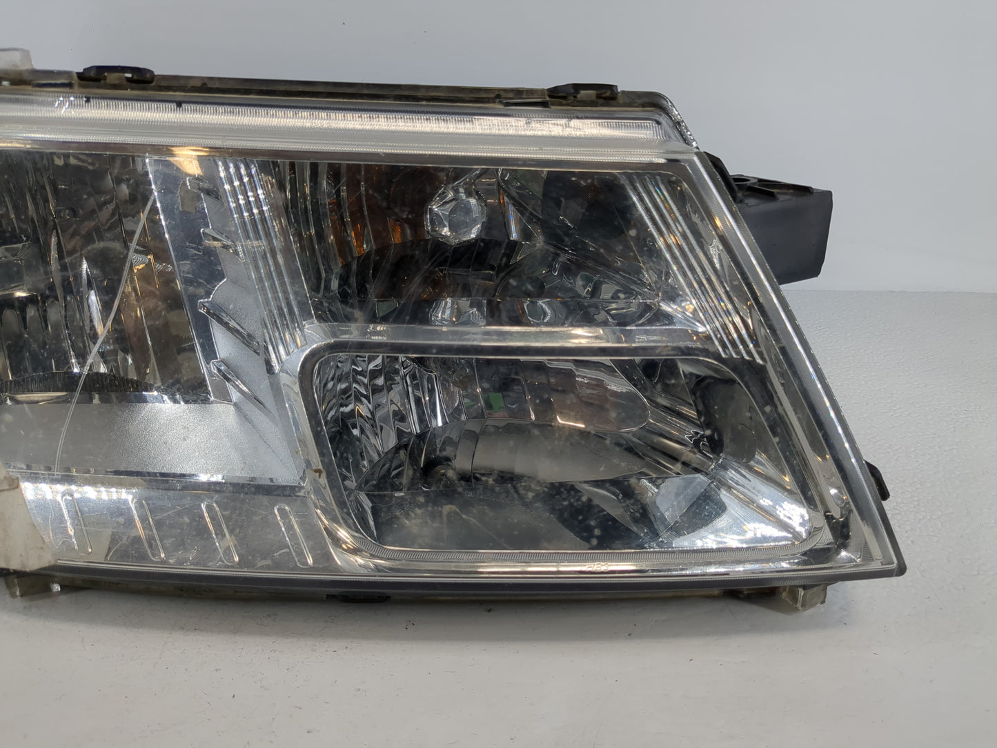 2009-2020 Dodge Journey Passenger Right Oem Head Light Headlight Lamp - Oemusedautoparts1.com