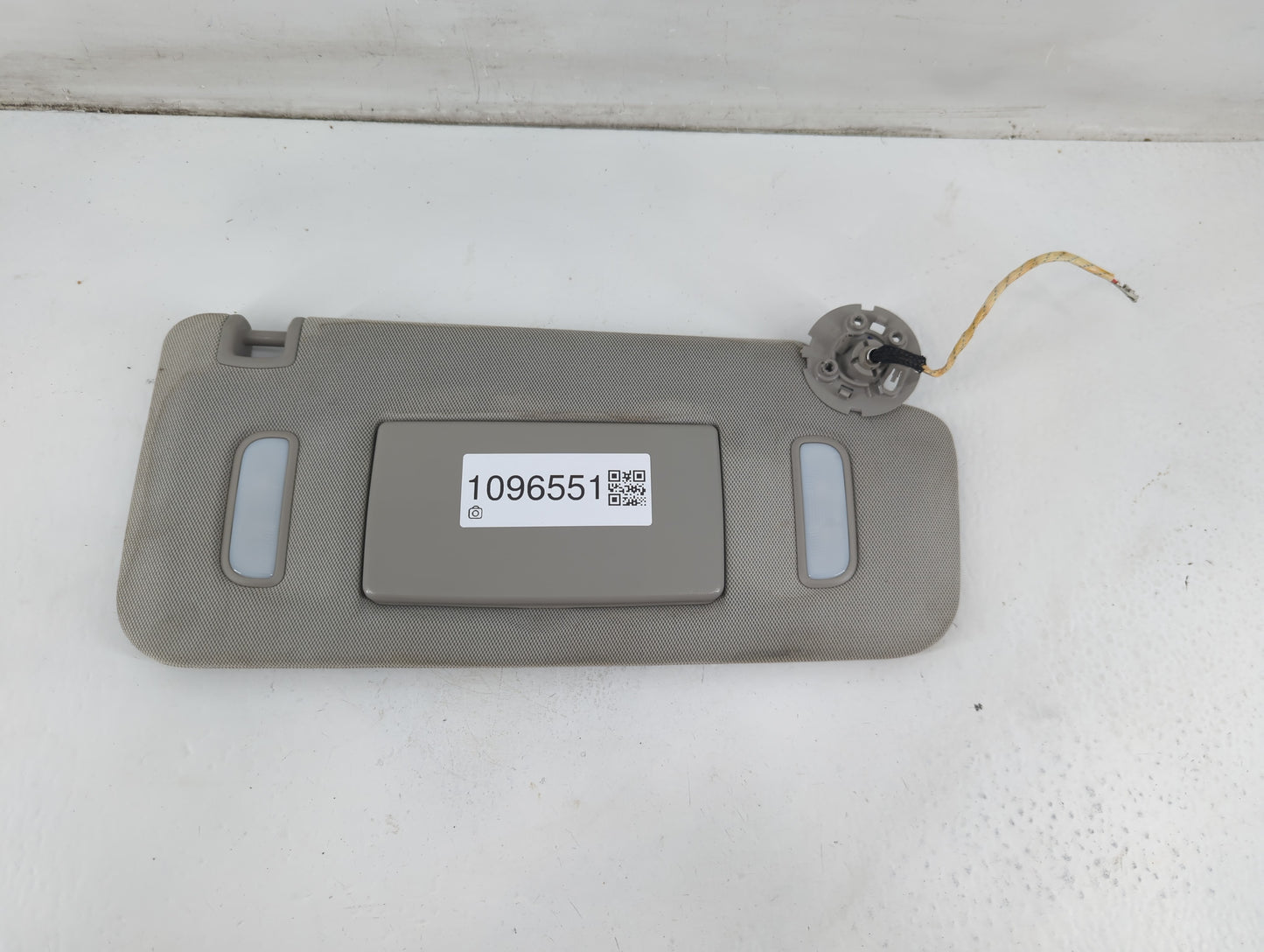 2010-2017 Chevrolet Equinox Sun Visor Shade Replacement Passenger Right Mirror Fits Fits 2010 2011 2012 2013 2014 2015 2016 2017 OEM Used Auto Parts