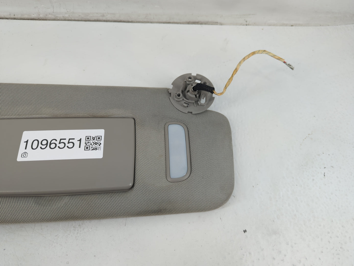 2010-2017 Chevrolet Equinox Sun Visor Shade Replacement Passenger Right Mirror Fits Fits 2010 2011 2012 2013 2014 2015 2016 2017 OEM Used Auto Parts