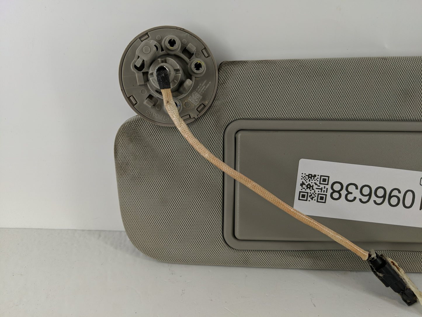 2014-2020 Chevrolet Impala Sun Visor Shade Replacement Driver Left Mirror Fits Fits 2014 2015 2016 2017 2018 2019 2020 OEM Used Auto Parts