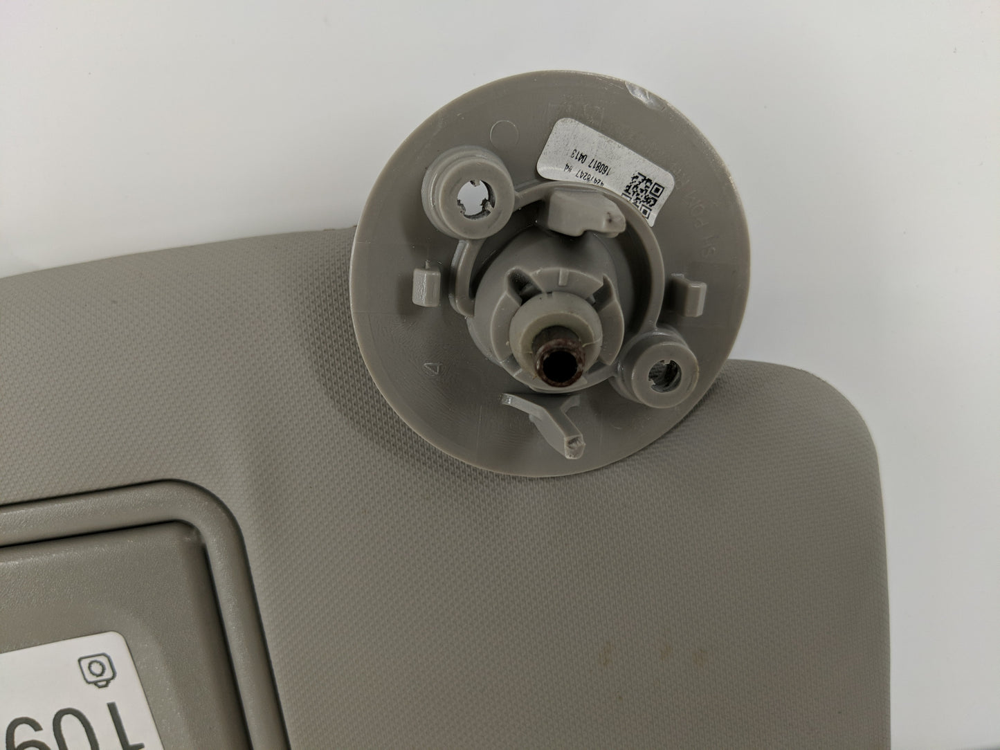 2012-2019 Chevrolet Sonic Sun Visor Shade Replacement Passenger Right Mirror Fits Fits 2012 2013 2014 2015 2016 2017 2018 2019 OEM Used Auto Parts