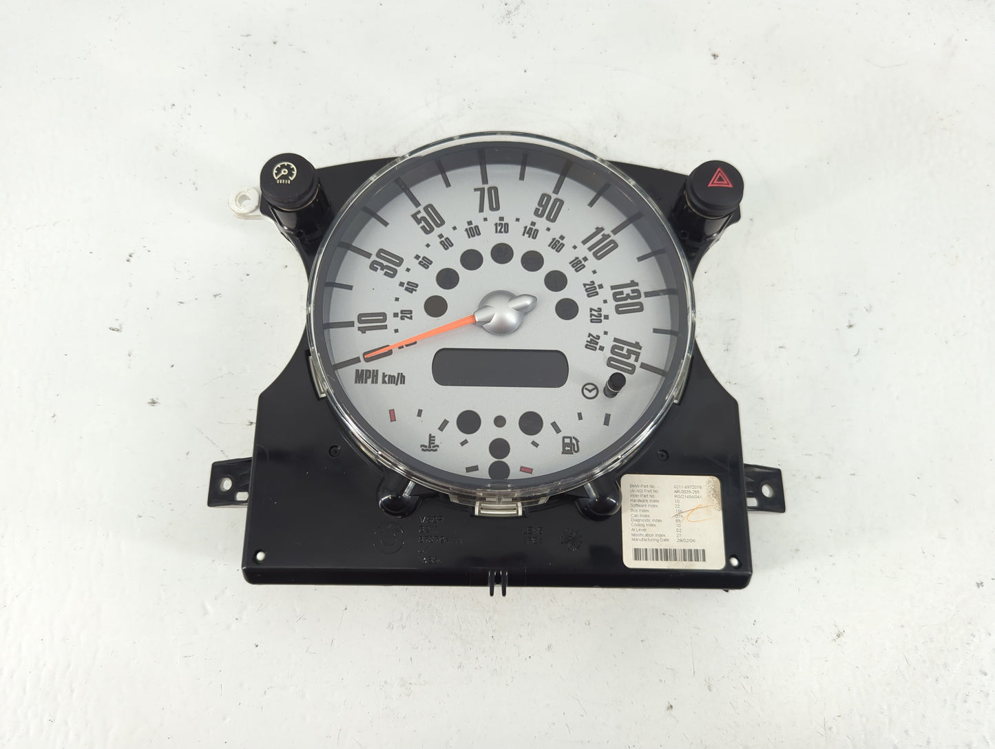 2006 Mini Cooper Instrument Cluster Speedometer Gauges P/N:6211- 6972078 Fits OEM Used Auto Parts - Oemusedautoparts1.com