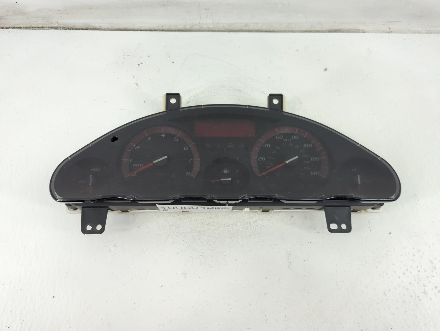 2014-2017 Gmc Acadia Instrument Cluster Speedometer Gauges P/N:1370492 Fits Fits 2014 2015 2016 2017 OEM Used Auto Parts - Oemusedautoparts1.com