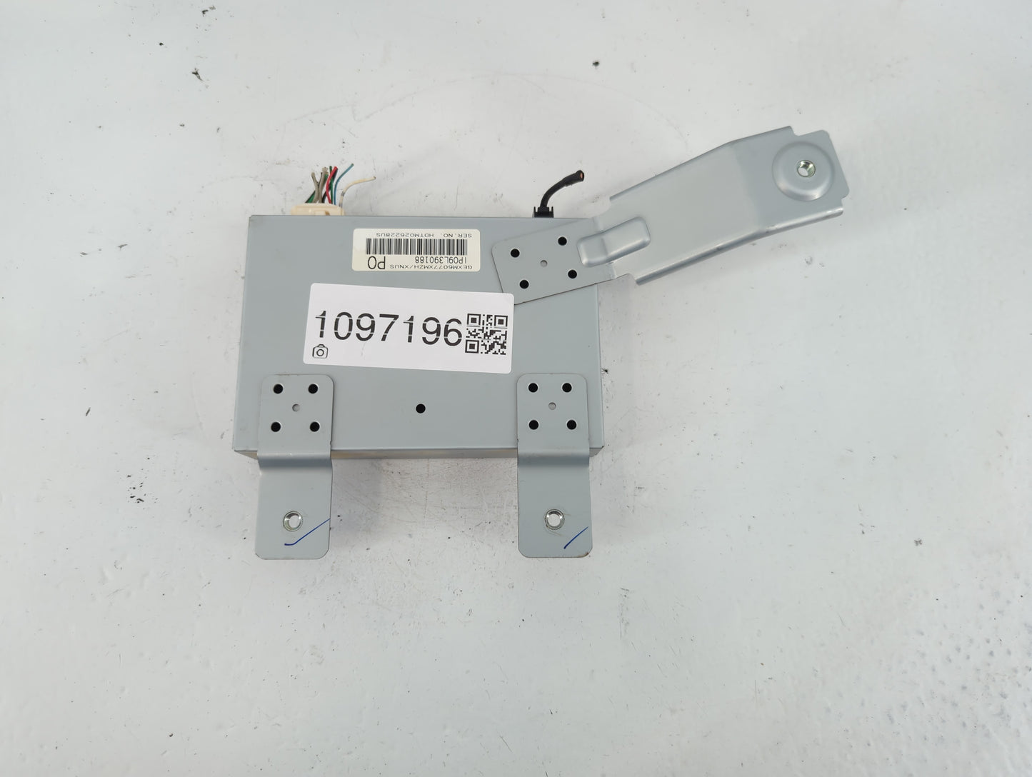 2012 Honda Crosstour Radio AM FM Cd Player Receiver Replacement P/N:39820-TA0-A011-M1 Fits Fits 2008 2009 2010 2011 OEM Used Auto Parts - Oemusedautoparts1.com