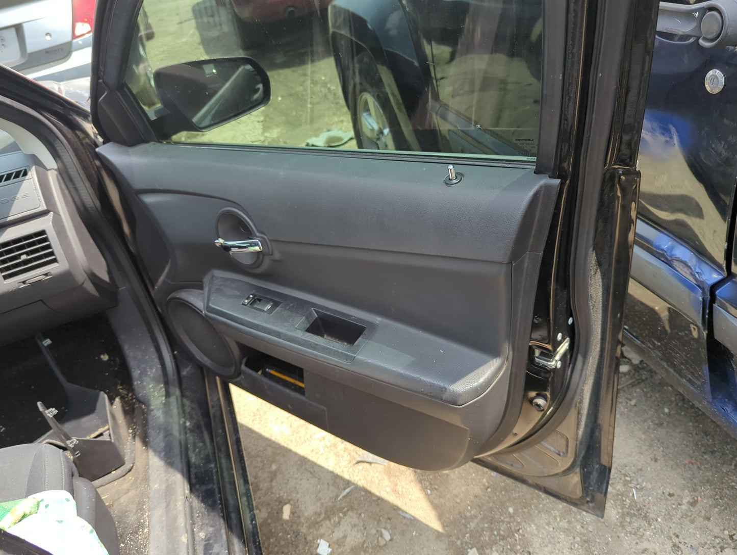2010 Dodge Avenger Front Right Passenger Interior Door Panel Trim - Oemusedautoparts1.com