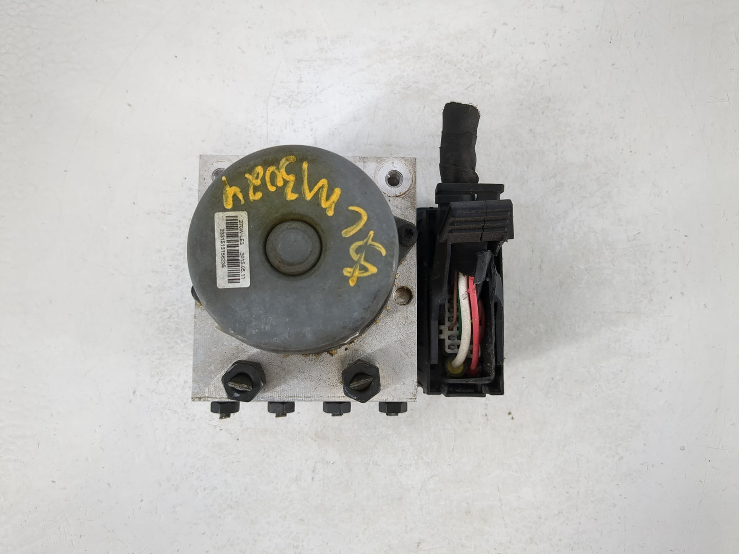 2015-2017 Hyundai Accent ABS Pump Control Module Replacement P/N:58920-1R460 Fits Fits 2015 2016 2017 OEM Used Auto Parts - Oemusedautoparts1.com