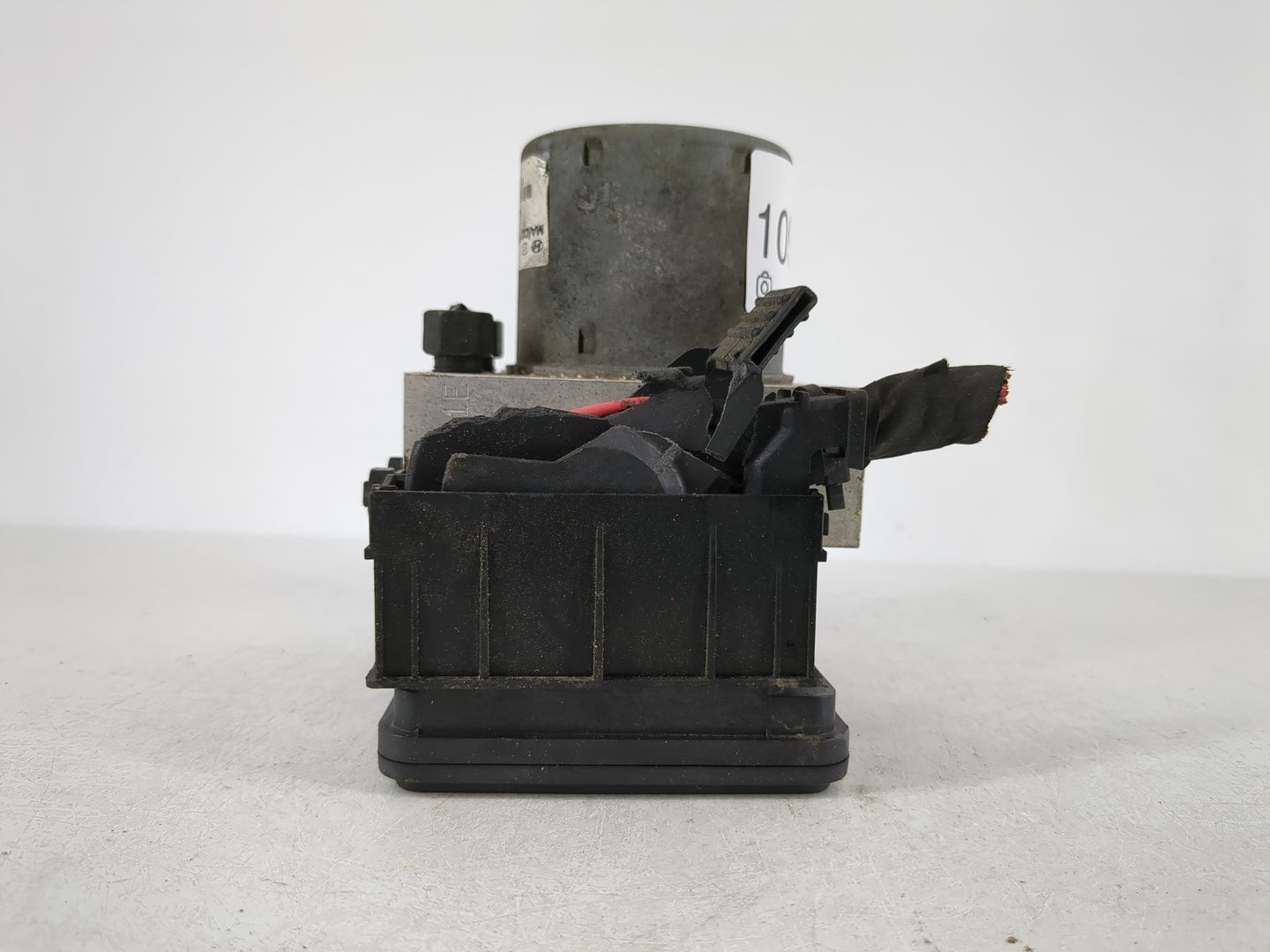 2015-2017 Hyundai Accent ABS Pump Control Module Replacement P/N:58920-1R460 Fits Fits 2015 2016 2017 OEM Used Auto Parts - Oemusedautoparts1.com
