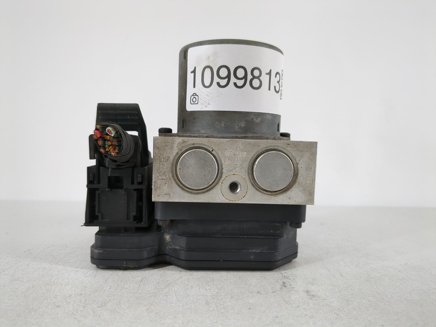 2015-2017 Hyundai Accent ABS Pump Control Module Replacement P/N:58920-1R460 Fits Fits 2015 2016 2017 OEM Used Auto Parts - Oemusedautoparts1.com