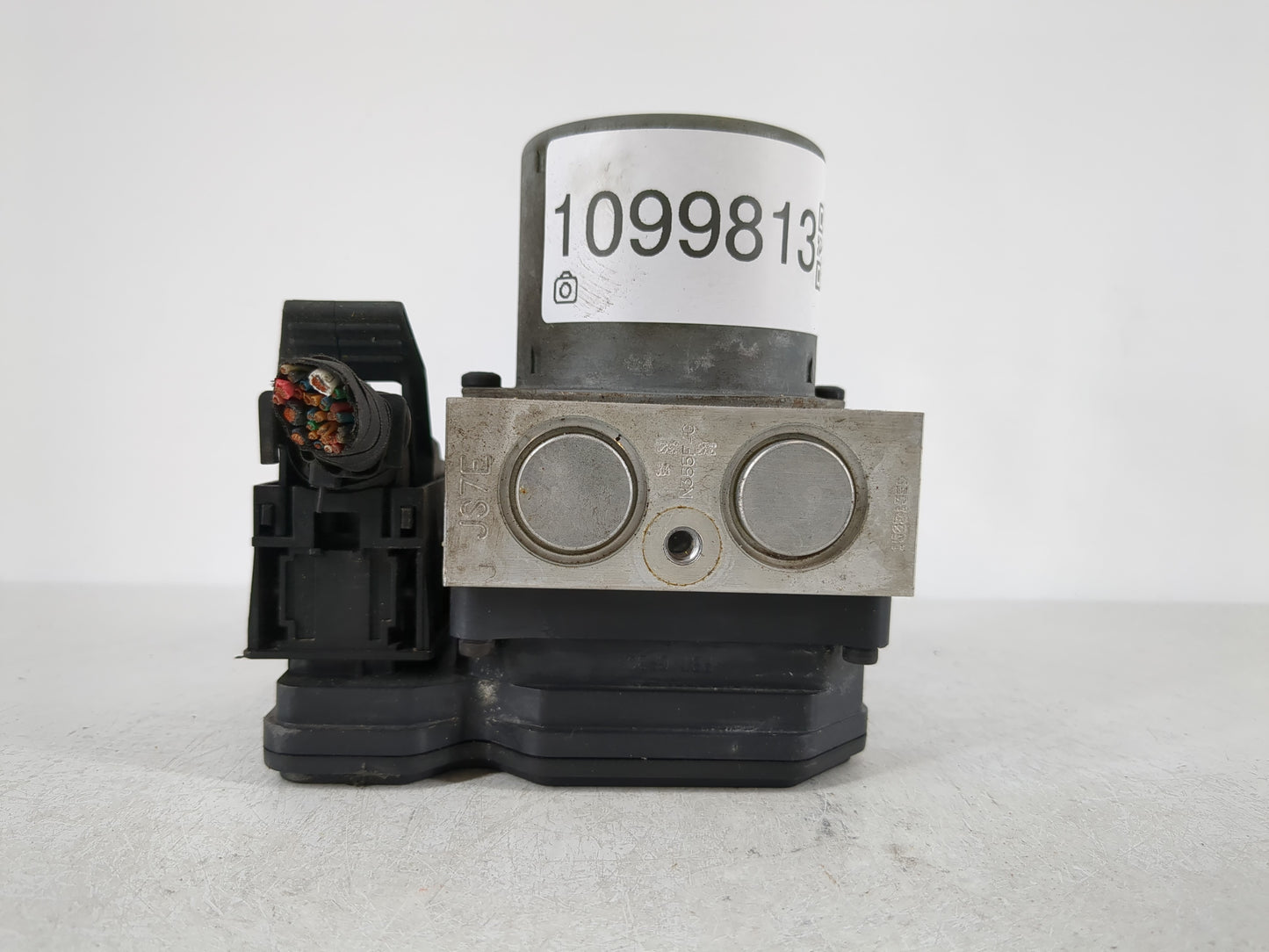 2015-2017 Hyundai Accent ABS Pump Control Module Replacement P/N:58920-1R460 Fits Fits 2015 2016 2017 OEM Used Auto Parts - Oemusedautoparts1.com