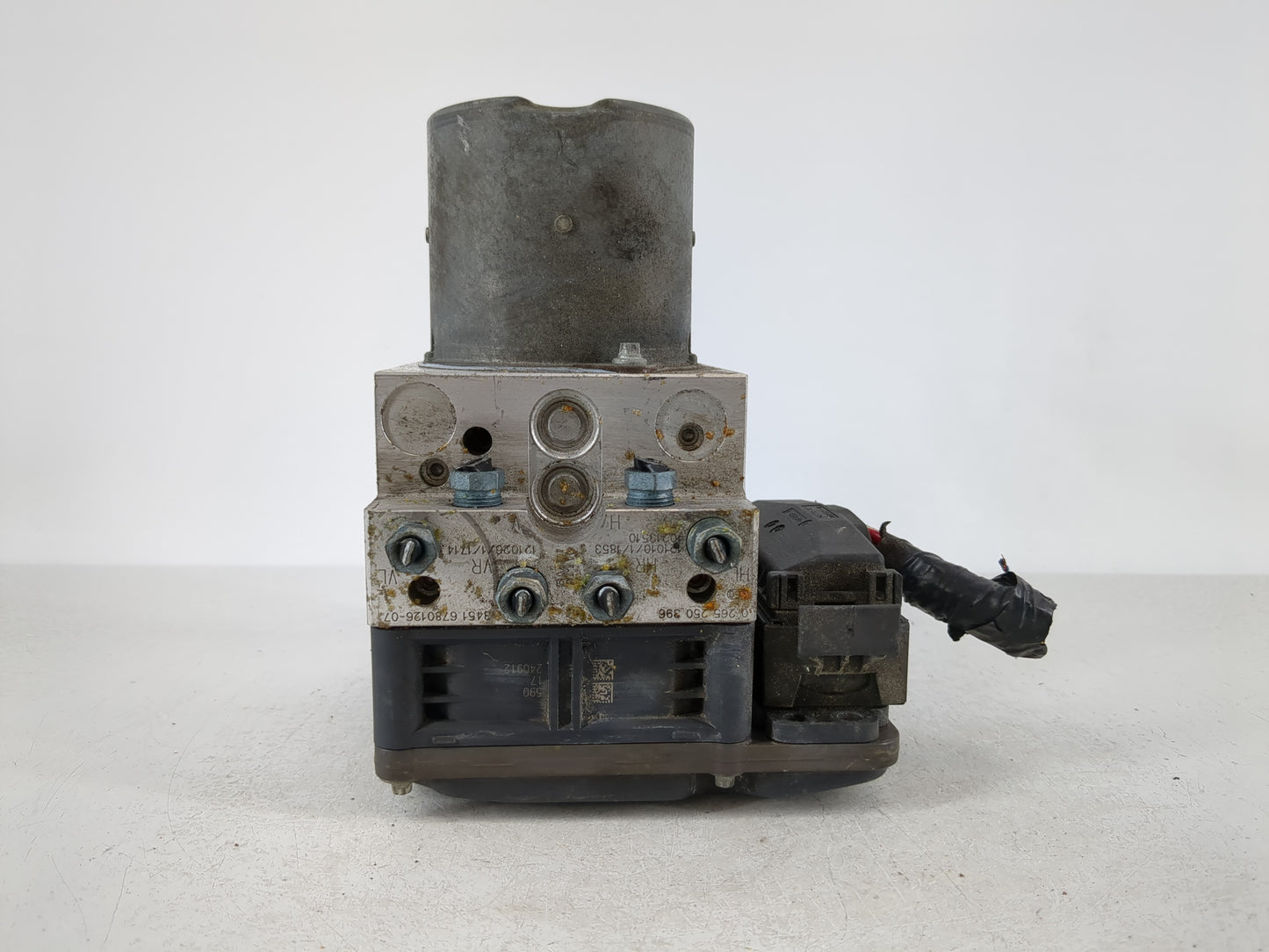 2007-2013 Bmw X5 ABS Pump Control Module Replacement P/N:3451 6854702-01 Fits Fits 2007 2008 2009 2010 2011 2012 2013 2014 OEM Used Auto Parts