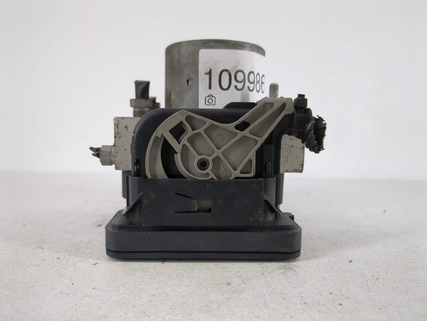 2015-2019 Ford Transit-250 ABS Pump Control Module Replacement P/N:FK41-2C405-AC Fits Fits 2015 2016 2017 2018 2019 OEM Used Auto Parts