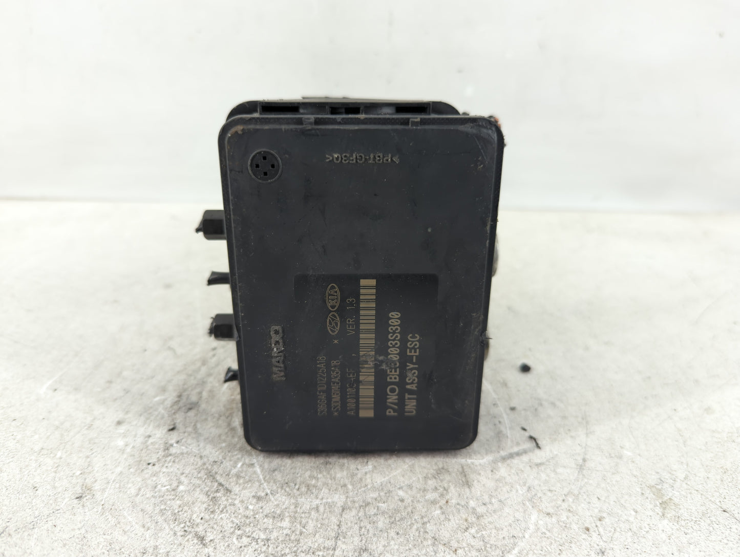 2017-2018 Hyundai Santa Fe ABS Pump Control Module Replacement P/N:58920-4Z300 Fits Fits 2017 2018 OEM Used Auto Parts - Oemusedautoparts1.com