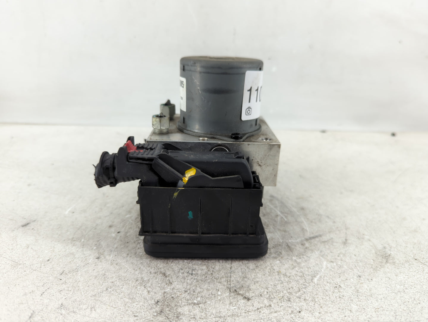 2017-2021 Buick Encore ABS Pump Control Module Replacement P/N:42563014 Fits Fits 2017 2018 2019 2020 2021 OEM Used Auto Parts - Oemusedautoparts1.com