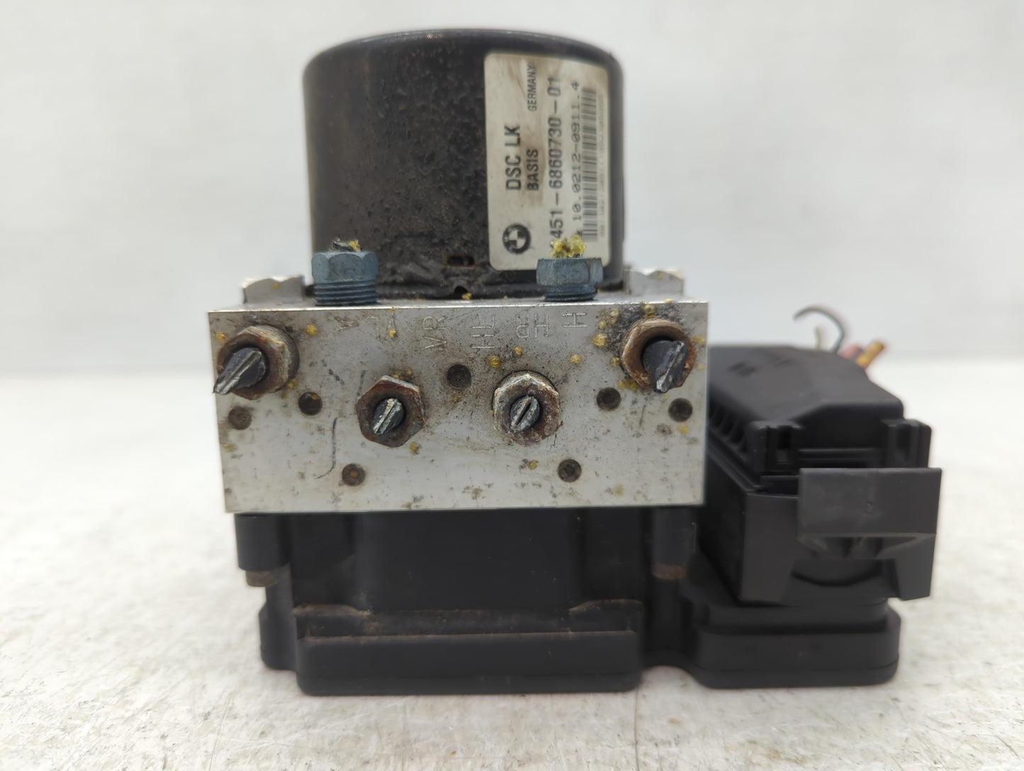 2013 Bmw 328i ABS Pump Control Module Replacement P/N:0962-0828 412628010BA, 6 860 731 Fits OEM Used Auto Parts