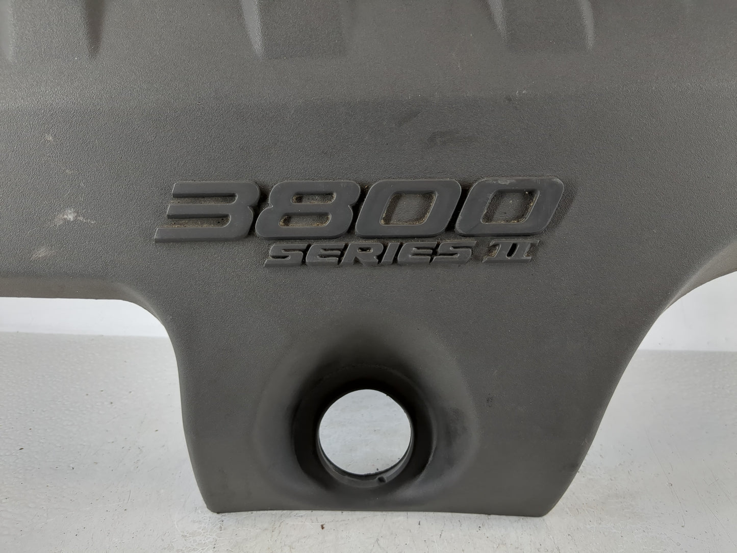 2005 Chevrolet Impala Engine Cover Black