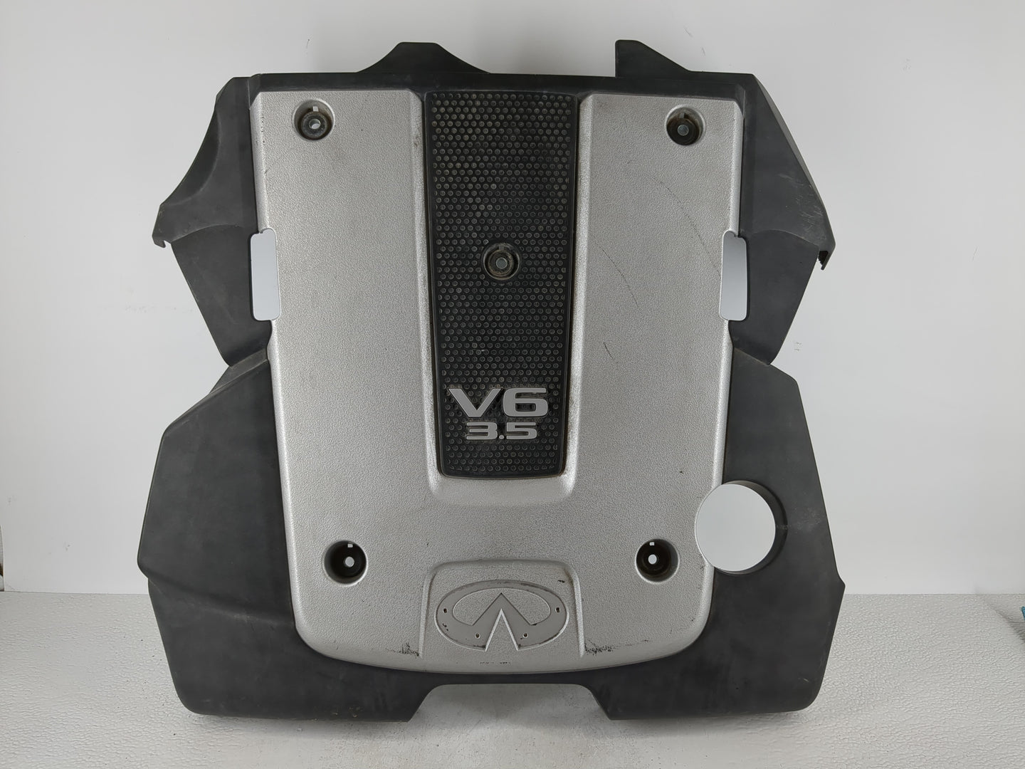2009 Infiniti Fx35 Engine Cover - Oemusedautoparts1.com
