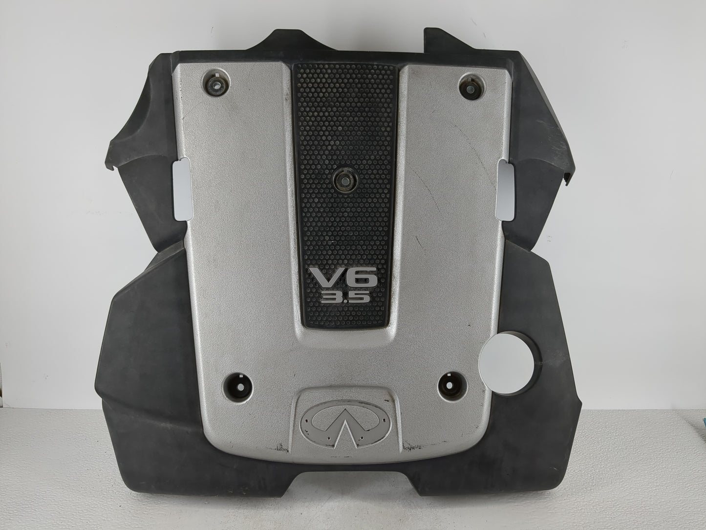 2009 Infiniti Fx35 Engine Cover - Oemusedautoparts1.com
