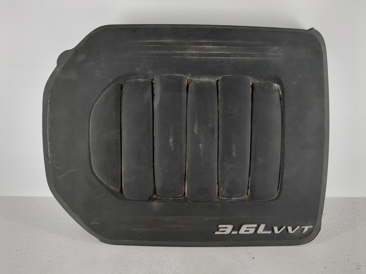 2014 Dodge Grand Caravan Engine Cover - Oemusedautoparts1.com