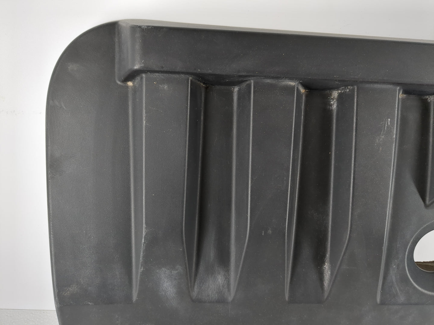 2012 Chrysler 200 Engine Cover - Oemusedautoparts1.com