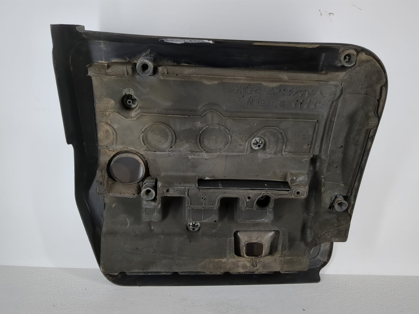 2012 Chrysler 200 Engine Cover - Oemusedautoparts1.com