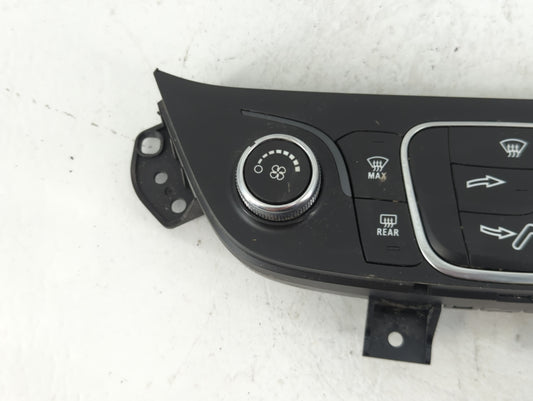 2019-2021 Chevrolet Equinox Climate Control Module Temperature AC/Heater Replacement P/N:84422503 Fits Fits 2019 2020 2021 OEM Used Auto Parts