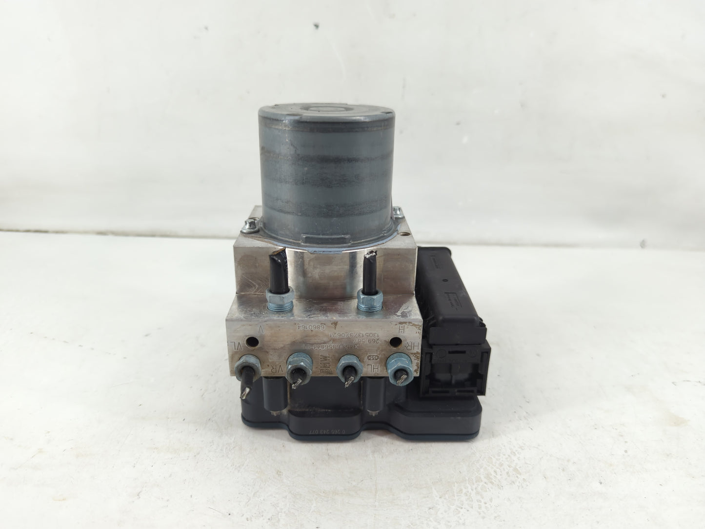 2012-2017 Bmw 535i ABS Pump Control Module Replacement P/N:3451 6856841-01 Fits Fits 2012 2013 2014 2015 2016 2017 2018 OEM Used Auto Parts