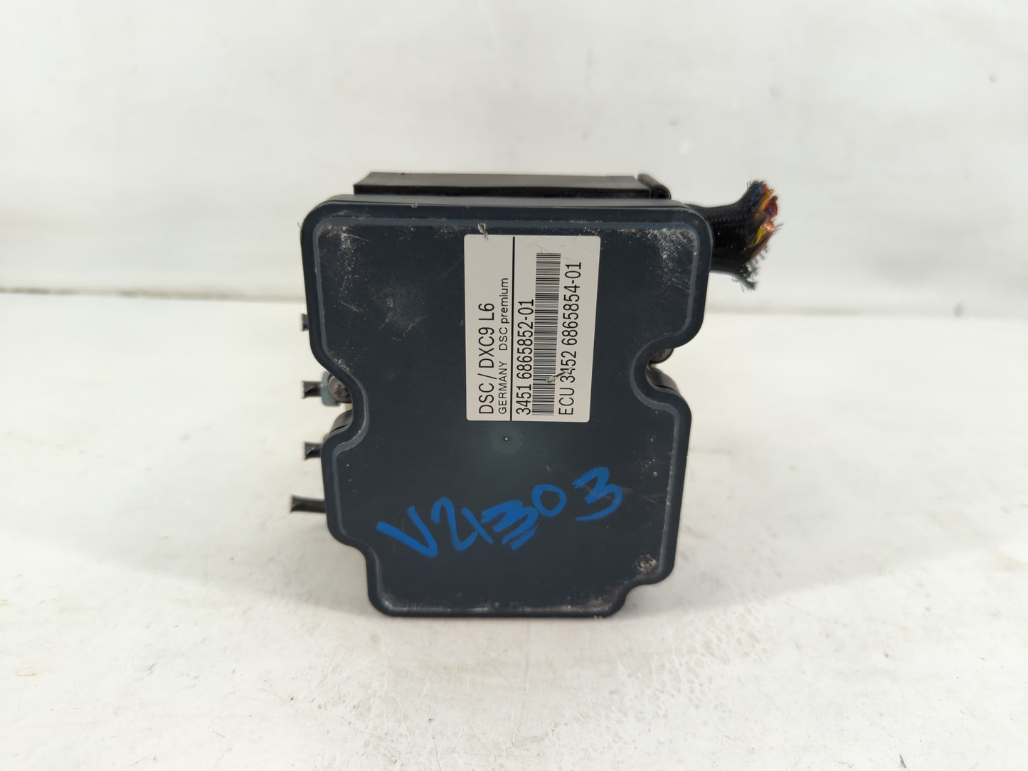 2012-2017 Bmw 535i ABS Pump Control Module Replacement P/N:3451 6856841-01 Fits Fits 2012 2013 2014 2015 2016 2017 2018 OEM Used Auto Parts