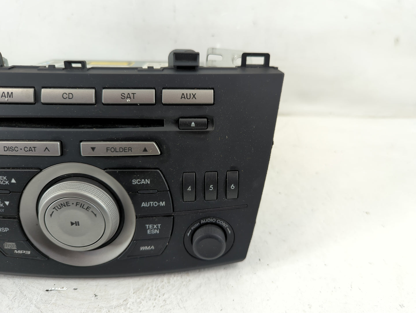 2010 Mazda 3 Radio AM FM Cd Player Receiver Replacement P/N:BBM2 66 AR0A Fits OEM Used Auto Parts - Oemusedautoparts1.com