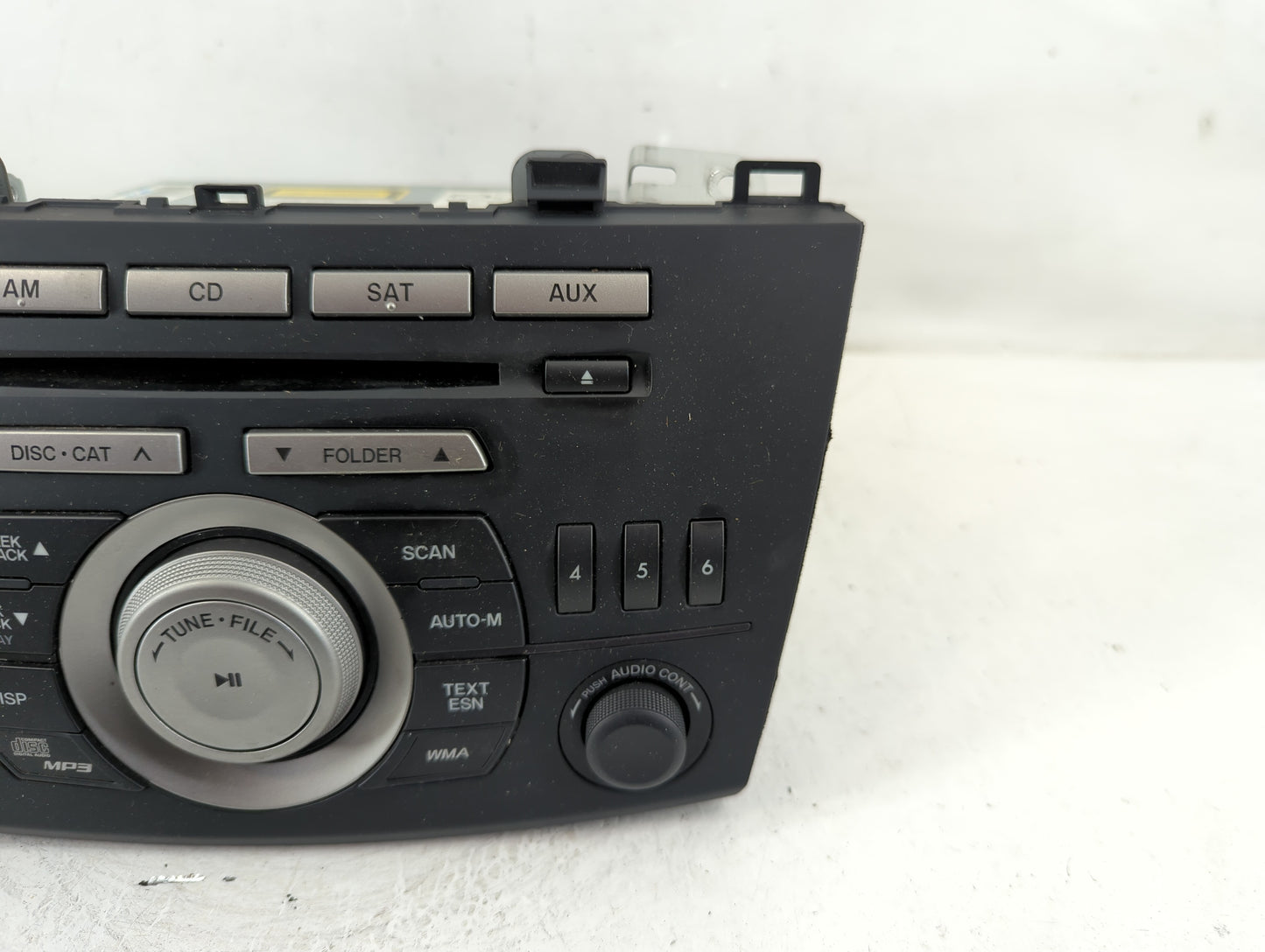 2010 Mazda 3 Radio AM FM Cd Player Receiver Replacement P/N:BBM2 66 AR0A Fits OEM Used Auto Parts - Oemusedautoparts1.com